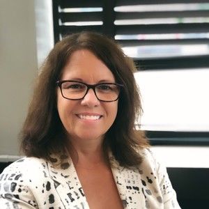 Meet your Posher, Lisa